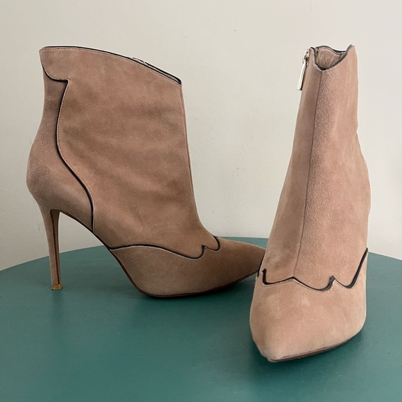 COPY - Raye suede leather boots size 37,5 (7) org $399 great condition - Picture 10 of 14